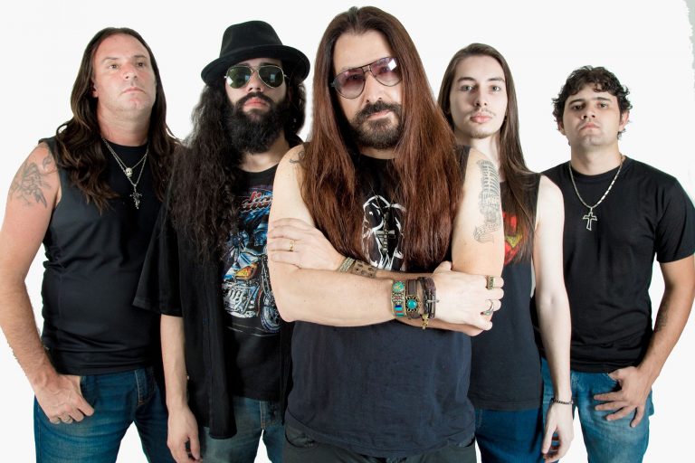 SILVER MAMMOTH: novos singles contarão com distribuição mundial