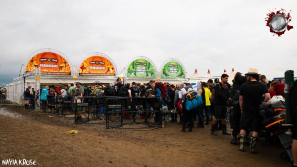 Lines of people waiting to get inside the Nova Rock Festival 2023 , photo by Nayia K.Rose for culturaempeso.com