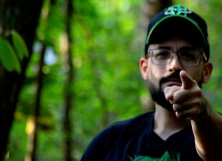 RENATOCAST lança episódio especial sobre os 15 anos do site ROAD TO METAL destacando momentos marcantes envolvendo elogios, ameaças e plágios