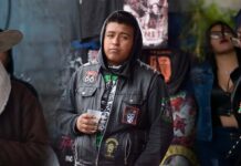 Rincón Brujo: 40 anos de rebeldia e rock urbano Detalhes dos participantes do Rincon Brujo