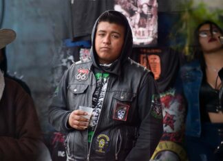 Rincón Brujo: 40 anos de rebeldia e rock urbano Detalhes dos participantes do Rincon Brujo