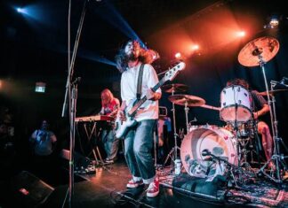 Show da Banda Glitterer (EUA) em São Paulo