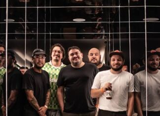 Banda Metade de Mim toca em São Paulo