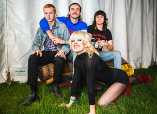 Amyl and The Sniffers toca em Curitiba dia 9 de março na Pedreira Paulo Leminski
