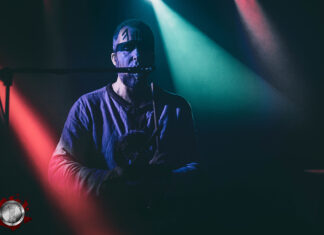 Nyttland e Mortiis em Relevent Music Hall: Uma noite de misticismo e nostalgia