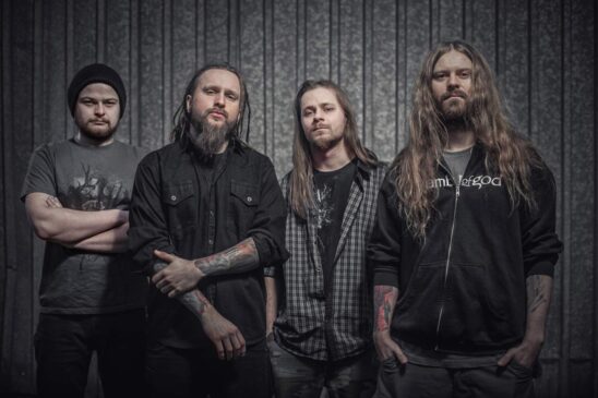 Banda Decapitated em apresentação ao vivo