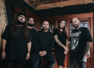 John Wayne – Sujera – Tonelada – Terceira Guerra – Uganga – Glitter Paranoia – São Paulo – Burning House