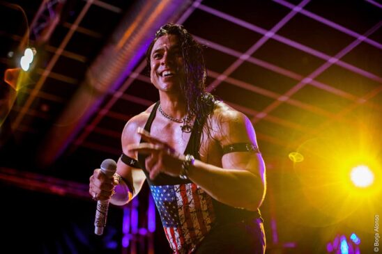 Tete Novoa e sua banda em show