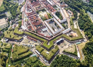 Brutal Assault 2025 – Dicas Essenciais: Ingressos, Guia de Viagem e Acampamento