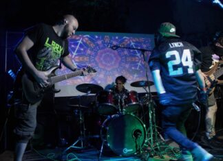 CRONOFEST 2025: um festival inteiro em uma garagem