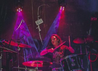 Infernal Project llenara de pecado al aniversario del Hendrix Bar. CDMX. Mx.