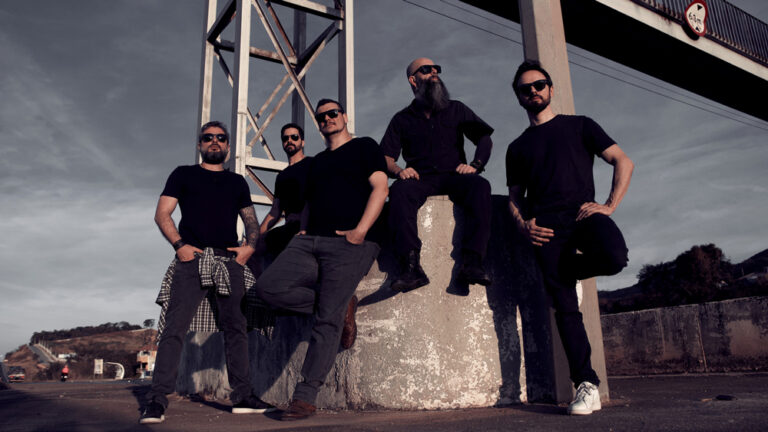 Stout Inc. apresenta o novo álbum, ‘Rede Social’