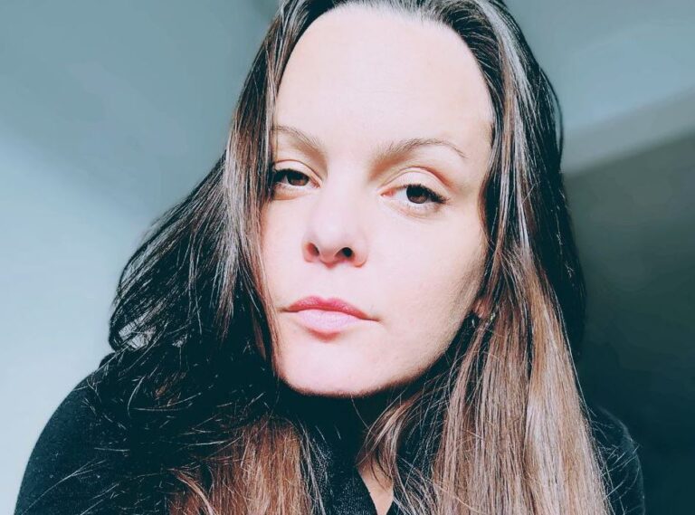 Unholy Art: a trajetória de Kelly Vezzaro no figurino autoral e sob medida