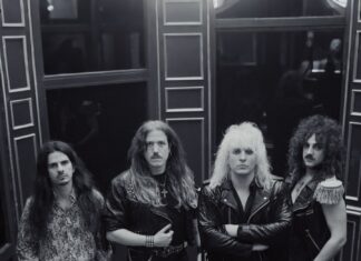 Pela primeira vez no México, Mx, Savaged da Espanha.