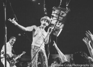 Zepeda Bros: Último show do The Adicts no México