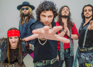 Black Jack: Halloween hard rock em ‘Out of Control’