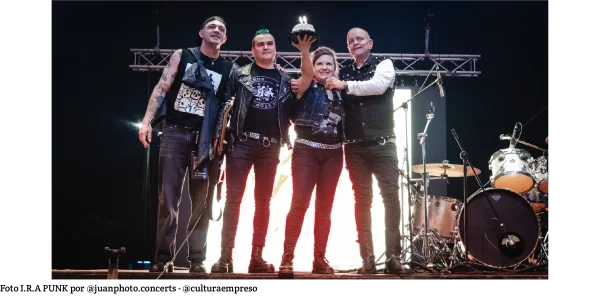 IRA no palco do INGAFEST 2025 celebrando 40 anos de trajetória, foto por Juanphoto.concerts