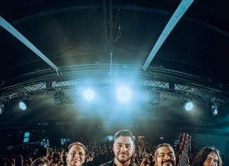 Os favoritos do Death Core mexicano, Here Comes The Kraken em CDMX.