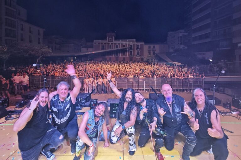 Kabrones!!! Ele vai encher de alegria o festival “Todos somos Ángeles” na Cidade do México. MX.