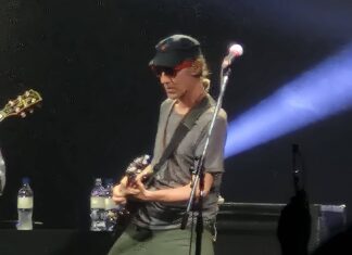 Skay Beilinson em La Falda: rito sem nostalgia