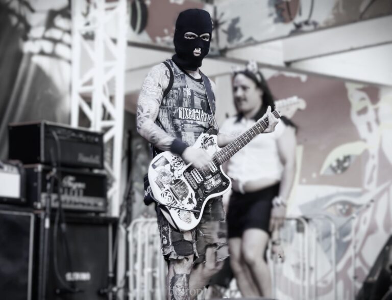 Guitarrista da Crotch Rot é covardemente assassinado em Curitiba
