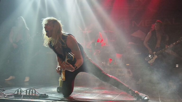 Enforcer y una master class de heavy metal en Córdoba, Argentina