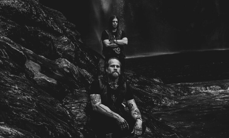 Bölzer: intensidade ritualística do metal extremo suíço