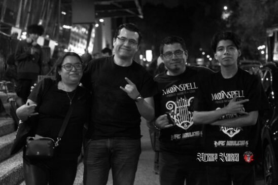Moonspell ao vivo na Cidade do México com orquestra durante apresentação do Opus Diabolicum