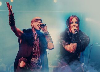 Hadadanza se apresenta para seu público no Leyendas del Rock 2026 Espanha.