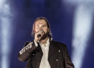 El Principito se apresenta no Leyendas del Rock, na Espanha.