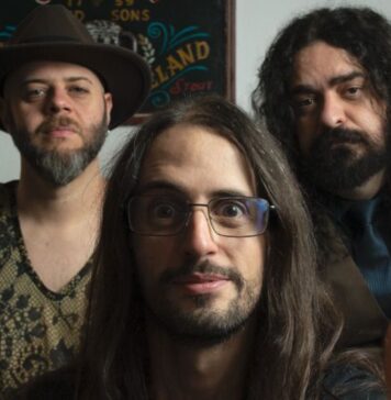 REVIEW DISC: Magia Analógica e Identidade – Ancient Sorcery consagra a sofisticação instrumental do StringBreaker & The StuffBreakers