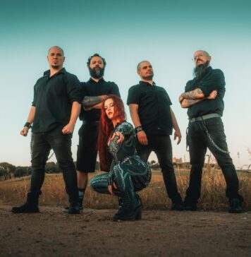 O beijo da morte nas mãos do Death & Legacy no Leyendas del Rock, na Espanha.