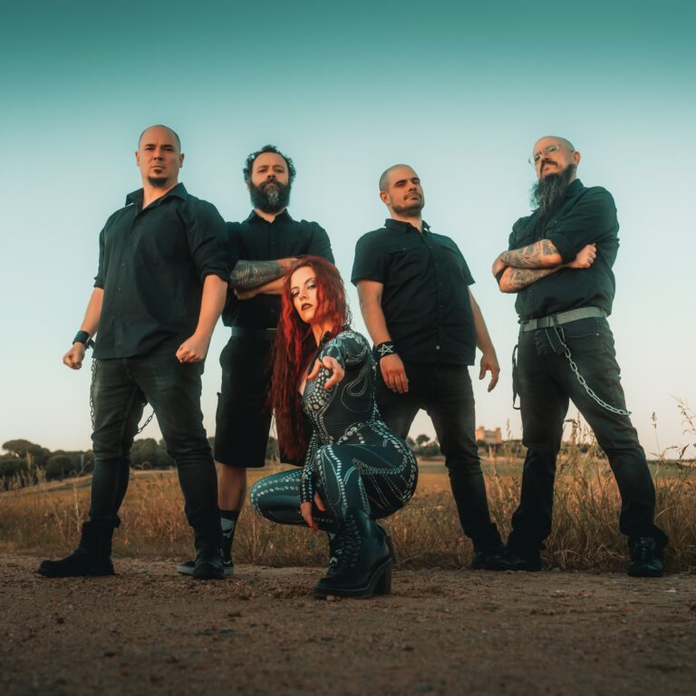 O beijo da morte nas mãos do Death & Legacy no Leyendas del Rock, na Espanha.