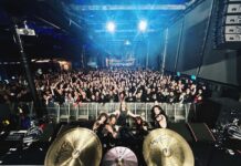 Uma nova promessa da Bretanha, Tailgunner, no Leyendas del Rock, na Espanha.