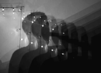 Negrvs se apresenta no Fuck Off Room ao lado do Amenra na CDMX, Mx.