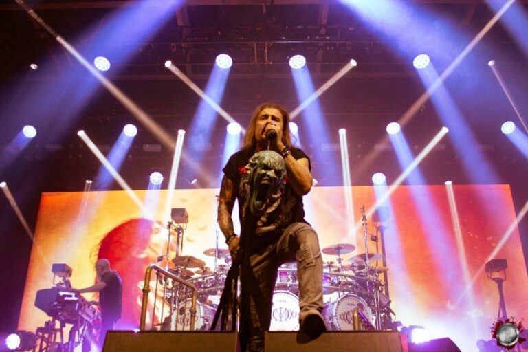 REVIEW REPORT: Dream Theater em Curitiba: “Carpe Diem” e a Ressurreição da Magia Progressiva